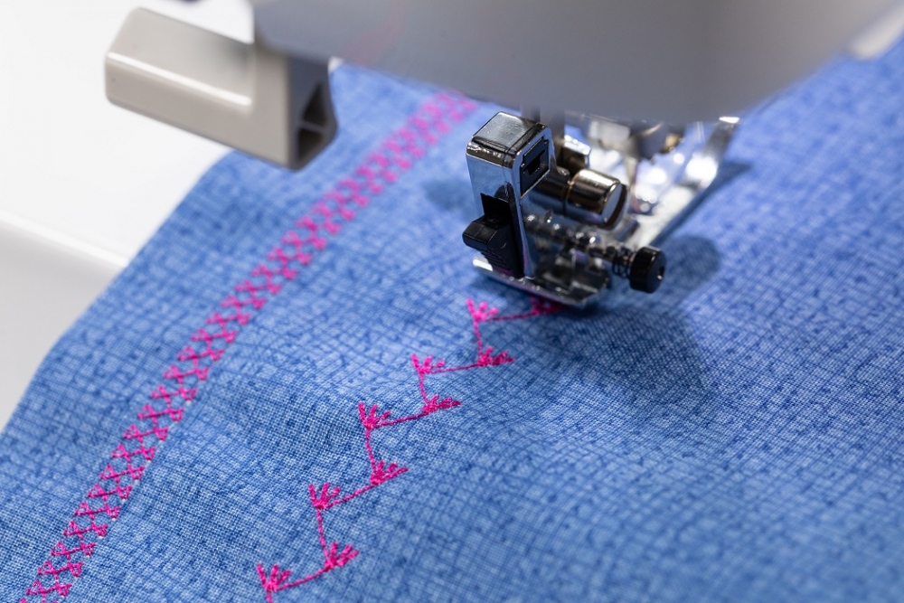 Innov-is F560 symaskin | Brothersy, symaskiner, broderingsmaskiner ...